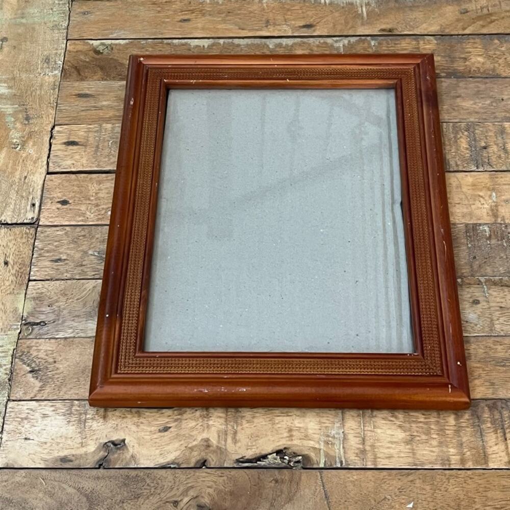 Vintage Brown Wooden Picture Frame 9.5 x 7.5 in Free Standing or Hung
